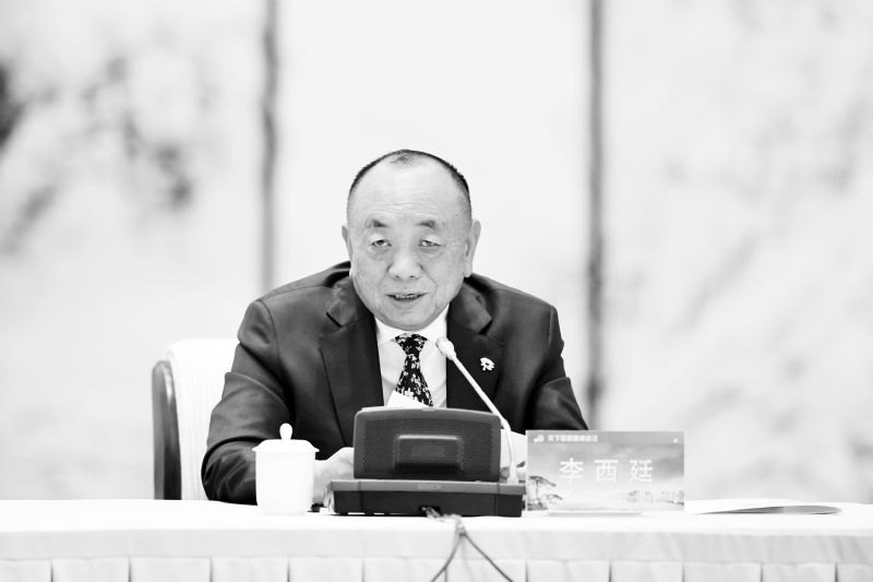 李西廷再战IPO财富五年缩水千亿 迈瑞医疗三大业务收入普降亟待突围